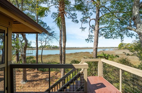 West Beach Cottage | Lovely 3 BR Inlet Cove Cottage; Spectacular River View; Near Pool, Dock