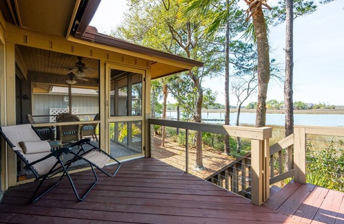 West Beach Cottage | Lovely 3 BR Inlet Cove Cottage; Spectacular River View; Near Pool, Dock