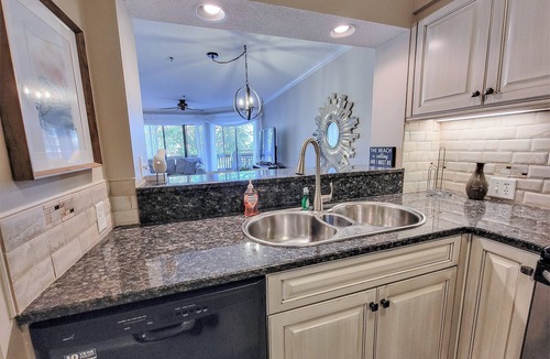 Arcadian Shores Cabin | Lovely and serene 2 bedroom, 2 bath lodge, 110 Arrowhead Court