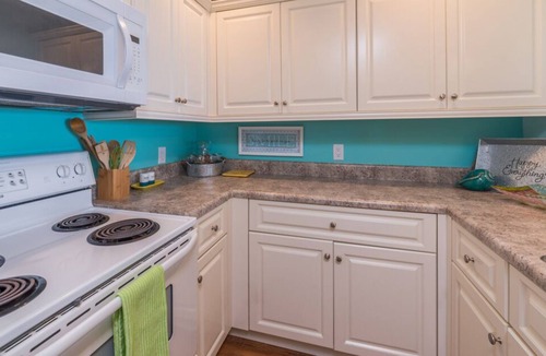 Saint Helena Island Condo | Lovely condo with ocean views, pool access and wifi