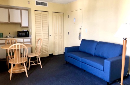 Atlantic Beach Apartment | Lovely oceanview studio in Bay Watch Resort North Myrtle Beach