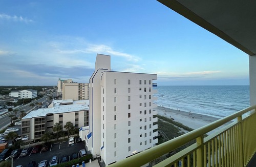 Atlantic Beach Apartment | Lovely oceanview studio in Bay Watch Resort North Myrtle Beach