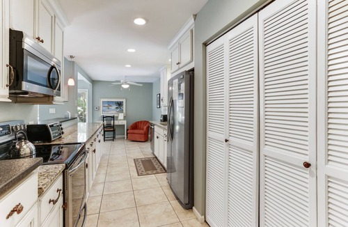 Heritage Woods House | Lovely Sea Pines home with large pool & pet friendly! Short walk to the beach