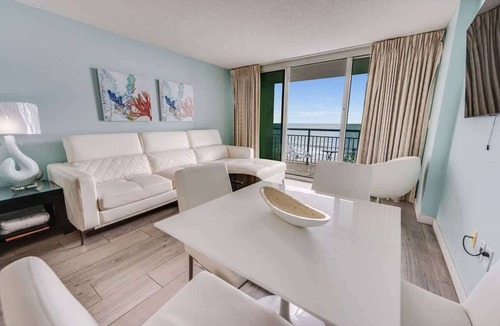 Downtown Myrtle Beach Condo | Low Floor,Modern Building, Pools Direct Oceanfront