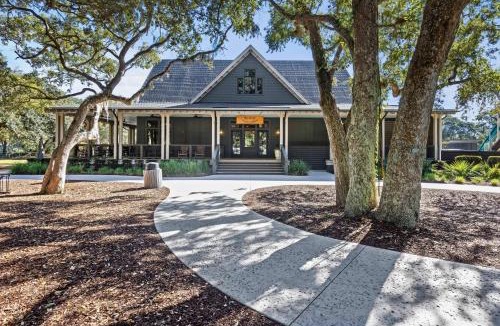 West Beach House | LOW374: 374 Low Oak Woods