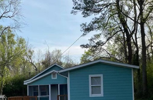 Charleston County House | Lowcountry Getaway 3-bedroom 2 bath