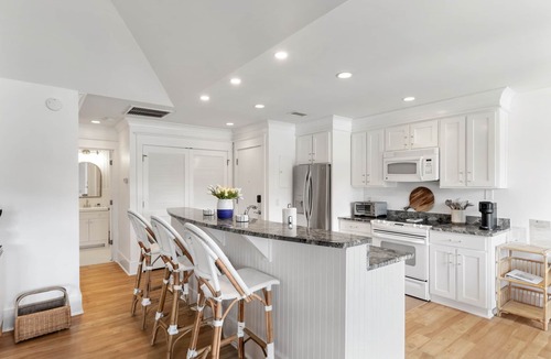 Kiawah Island Villa | Luxury renovated and stocked villa close to tennis, beach, golf