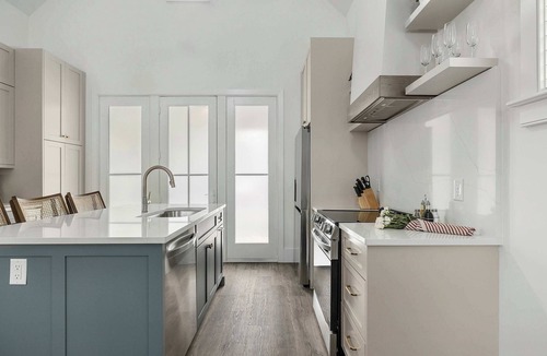 Cannonborough Elliotborough House | Luxury Retreat with 4 King Suites