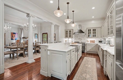 Metropolitan House | Luxury Savannah Estate w/Heated Pool, Manicured Gardens by Lucky Savannah