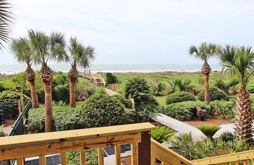 Isle of Palms Condo | LUXURY! SPACIOUS OCEANFRONT W/DIRECT BEACH & POOL ACCESS FROM PRIVATE DECK