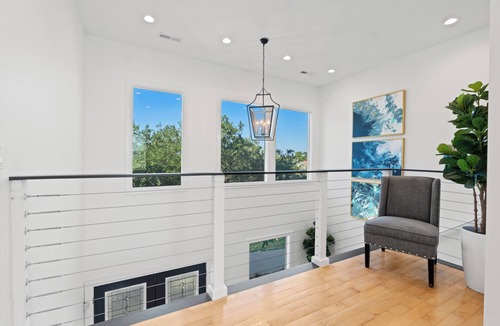 Charleston House | Marsh front home 10 min to beach and downtown- pet friendly!