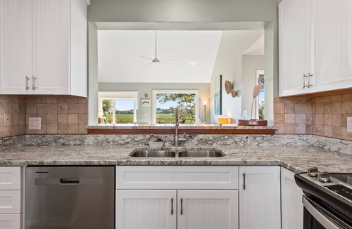 Seabrook Island Villa | Marsh View Creekwatch Villa! 2 BR/2.5 BA! Neighborhood Pool! Amenity Access included!