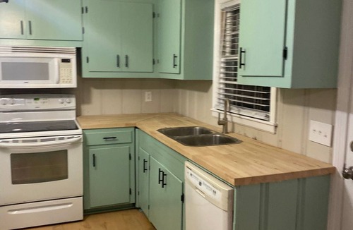 Florence House | Marvelous 3-bedroom house next to Timrod Park in charming Downtown Florence