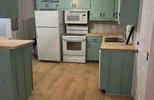 Florence House | Marvelous 3-bedroom house next to Timrod Park in charming Downtown Florence