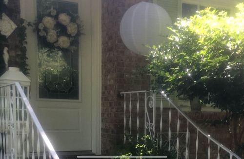 Jackson House | Master Week/Quiet Street/Private Backyard Retreat/20 min to golf course