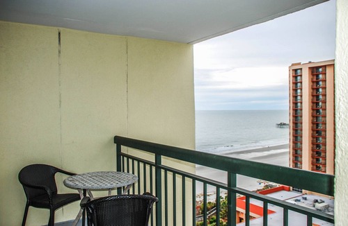 Arcadian Shores Condo | Masterfully Upgraded South Hampton Oceanview Penthouse