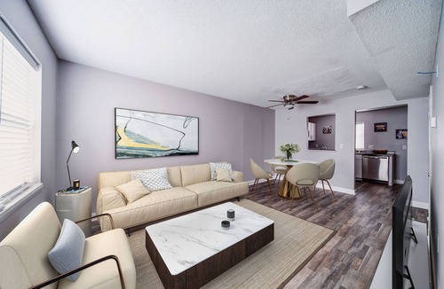 Greensboro Apartment | Merritt/Hewitt/Spring Garden Cozy 2-bedroom apartment in Greensboro with WiFi