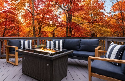 Wintergreen Cabin | Mid‑Century Retreat Near Breweries Sleeps 12