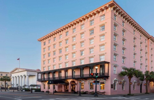 Charleston Historic District Hotel | Mills House Charleston, Curio Collection by Hilton