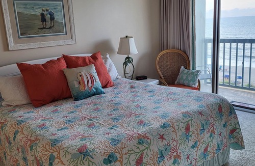 Windy Hill Condo | Mimi's Getaway. Beautiful Oceanfront Views. Freshly Decorated.Family Beach!