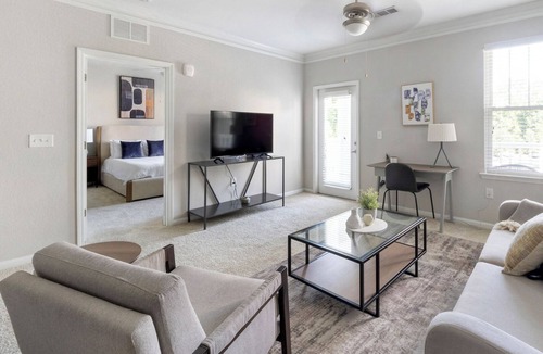 Johns Island Apartment | Modern Apartment in Prime Location (ID9575X97)