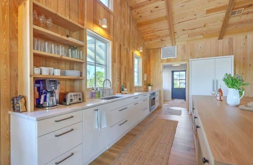 Sullivan's Island House | Modern Beachfront Escape on Sullivan's Island