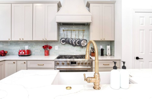 Mebane House | Modern Farmhouse on 5 Acres near Chapel Hill