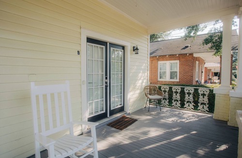 Midtown Apartment | Modern One bedroom near downtown and Augusta National
