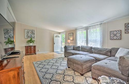 Mount Pleasant House | Mt Pleasant Retreat w/Grill: 10 Mi to Beach