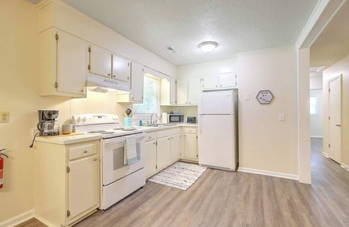 Goose Creek House | Near Charleston 3 Bed w/Fenced Yard Near Beach!