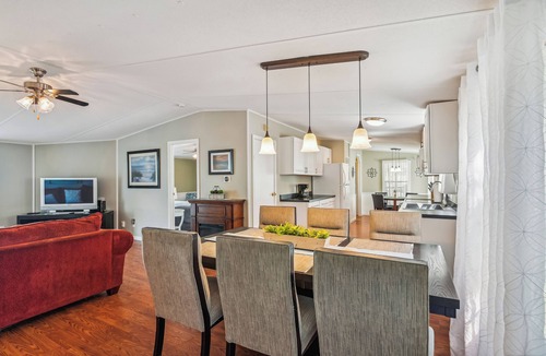Charleston House | Near Folly Beach & Charleston Comfortable & Spacious