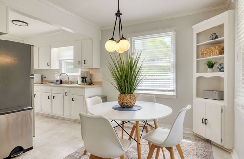 Old Village House | Near Sullivan’s Island & Downtown w/Outdoor Dining | The Arsenal by AvantStay