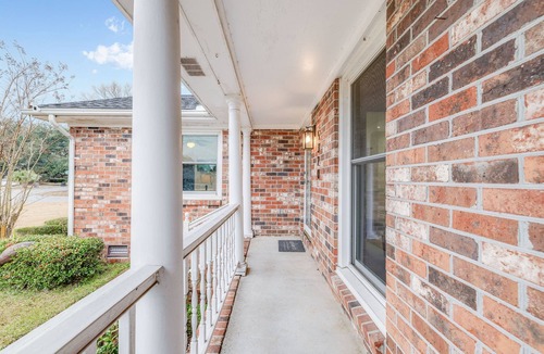 Charleston House | NEW* 4 Bedroom Retreat in North Charleston