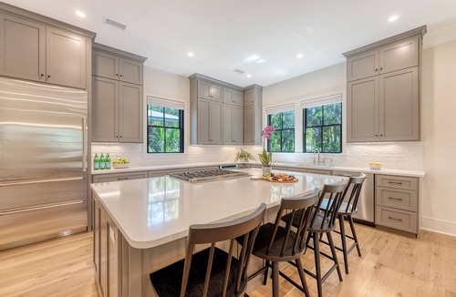 West Beach House | New Build with pool in central neighborhood