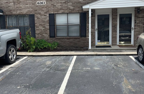 North Charleston House | NEW! Charming 2-bedroom townhome in convenient location
