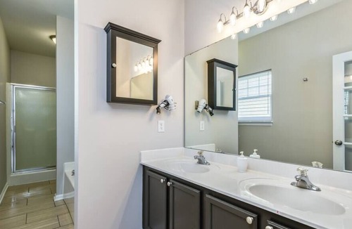 Ponderosa - Wingate House | NEW! Cozy CLT Home: Yard + Min to Uptown & Airport