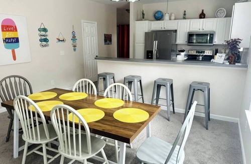 Charleston House | NEW! Cozy & Only ~8 Min Drive to Downtown & Beach!