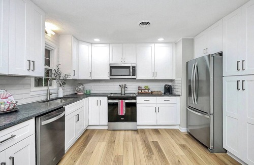 Waxhaw House | NEW! Lux Living & Location - Downtown - 3bd/2ba