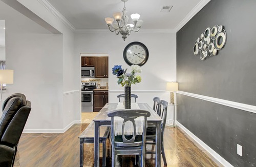 Goose Creek House | *NEW* Luxury & Cozy Entire home, Near Beach & Lakes