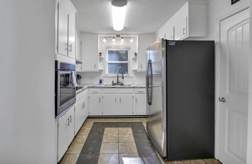 St. Andrews House | New! Pet Friendly 3 Bedroom! Great Location!