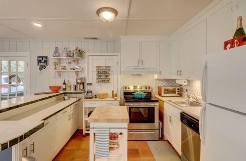 North Forest Beach House | NEW RESORT-STYLE POOL, CUTE HOUSE, 88 STEPS TO SAND!