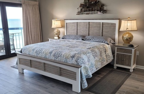 Cherry Grove Beach Condo | Newly Renovated Condo