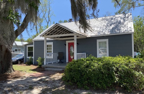 Port Royal House | Newly Renovated 2 Bedroom 1 Bath