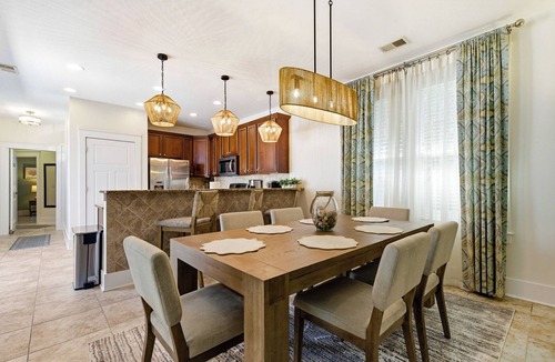 Windy Hill House | North Beach Resort private beach cottage-walk to ocean, resort pools & gym!