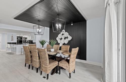 Arcadian Shores House | North Hampton #1606-1607