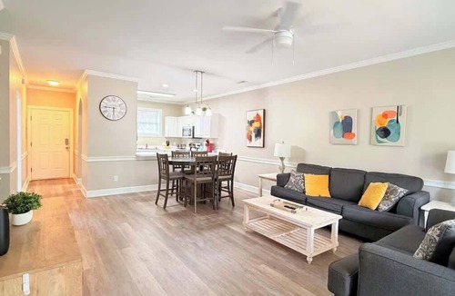 Central Myrtle Beach Apartment | Oasis Stay at Myrtlewood, Pet Friendly 2BR Retreat