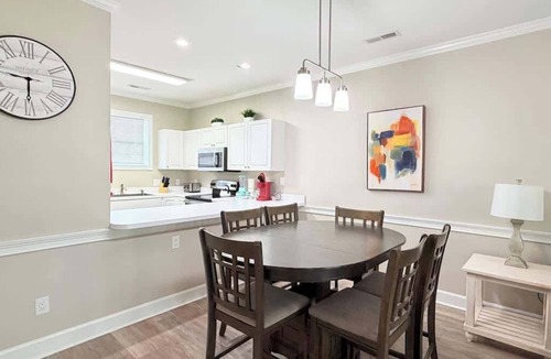 Central Myrtle Beach Apartment | Oasis Stay at Myrtlewood, Pet Friendly 2BR Retreat