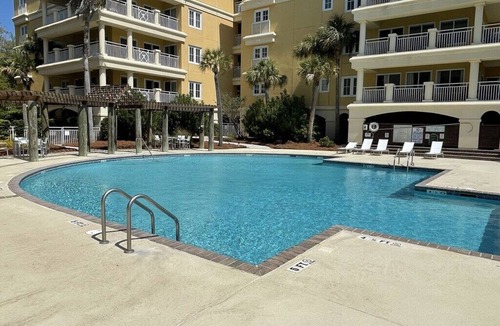 Daufuskie Island Condo | Ocean Breeze-Spacious Condo Overlooking Ocean!