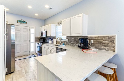 Surfside Beach House | OCEAN LAKES OCEANFRONT SECTION with OCEAN VIEWS 4BR-3BA AHHH-TUNA MATATA - B19