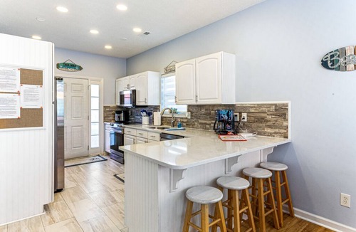 Surfside Beach House | OCEAN LAKES OCEANFRONT SECTION with OCEAN VIEWS 4BR-3BA AHHH-TUNA MATATA - B19